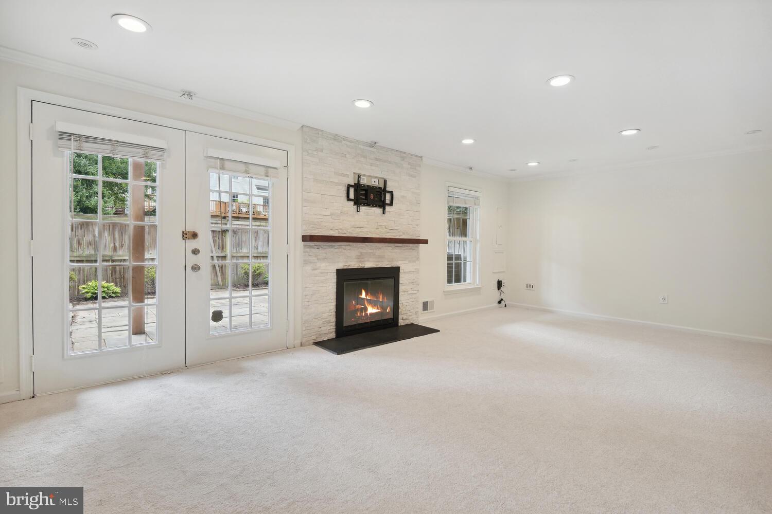 11063 CEDARWOOD DRIVE