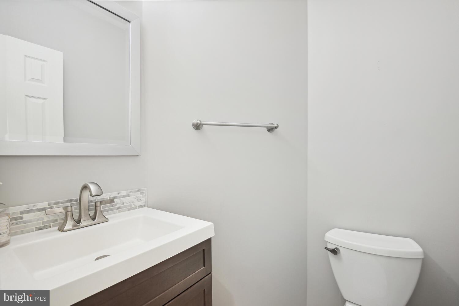 11063 CEDARWOOD DRIVE