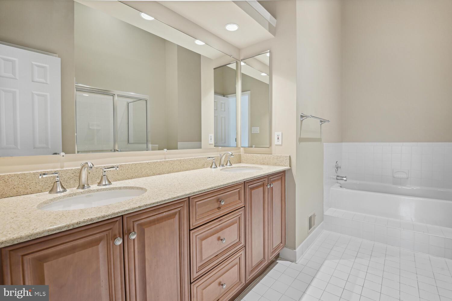 11063 CEDARWOOD DRIVE