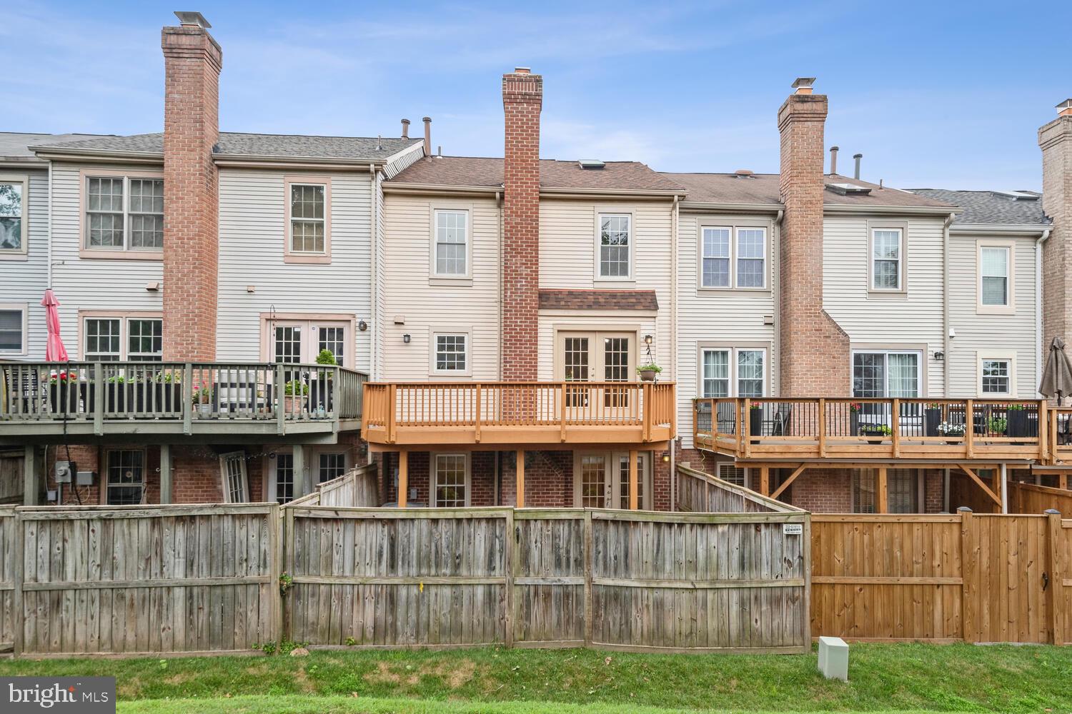 11063 CEDARWOOD DRIVE