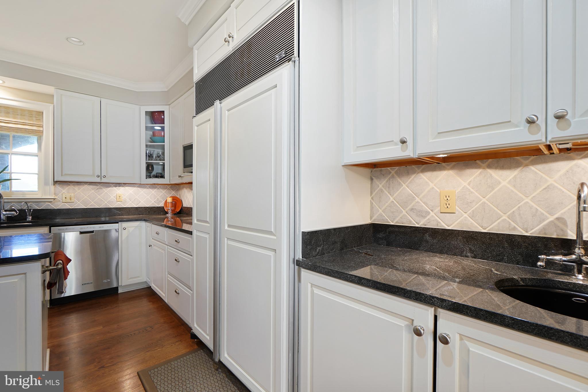 9420 TURNBERRY DRIVE