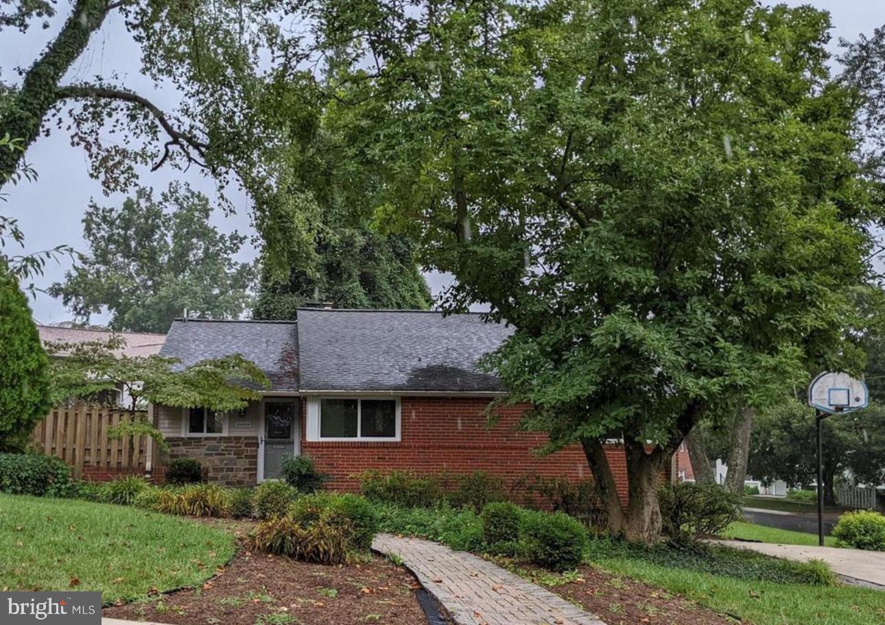 2808 WASHINGTON AVENUE