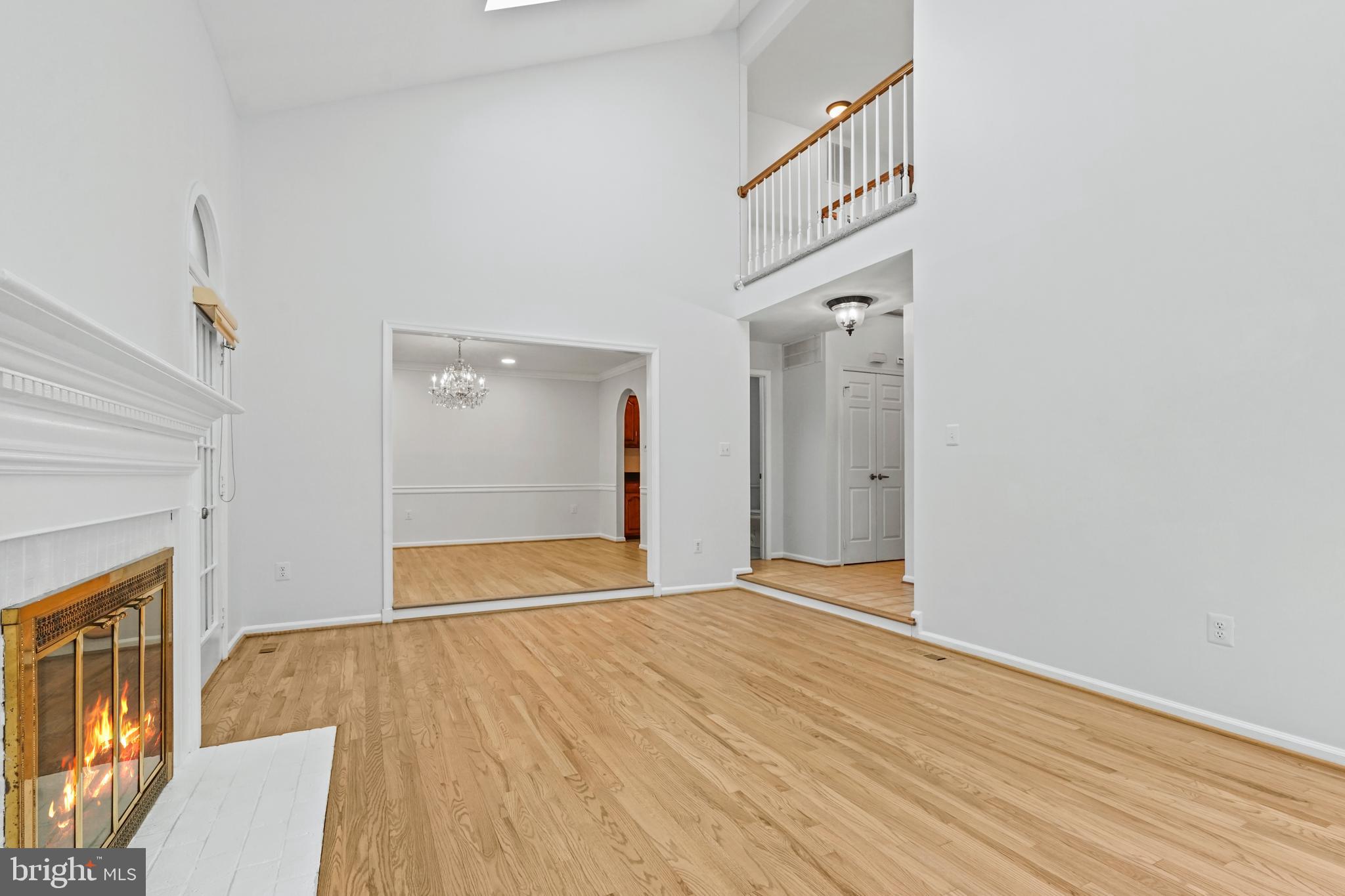 7412 CRESTBERRY LANE