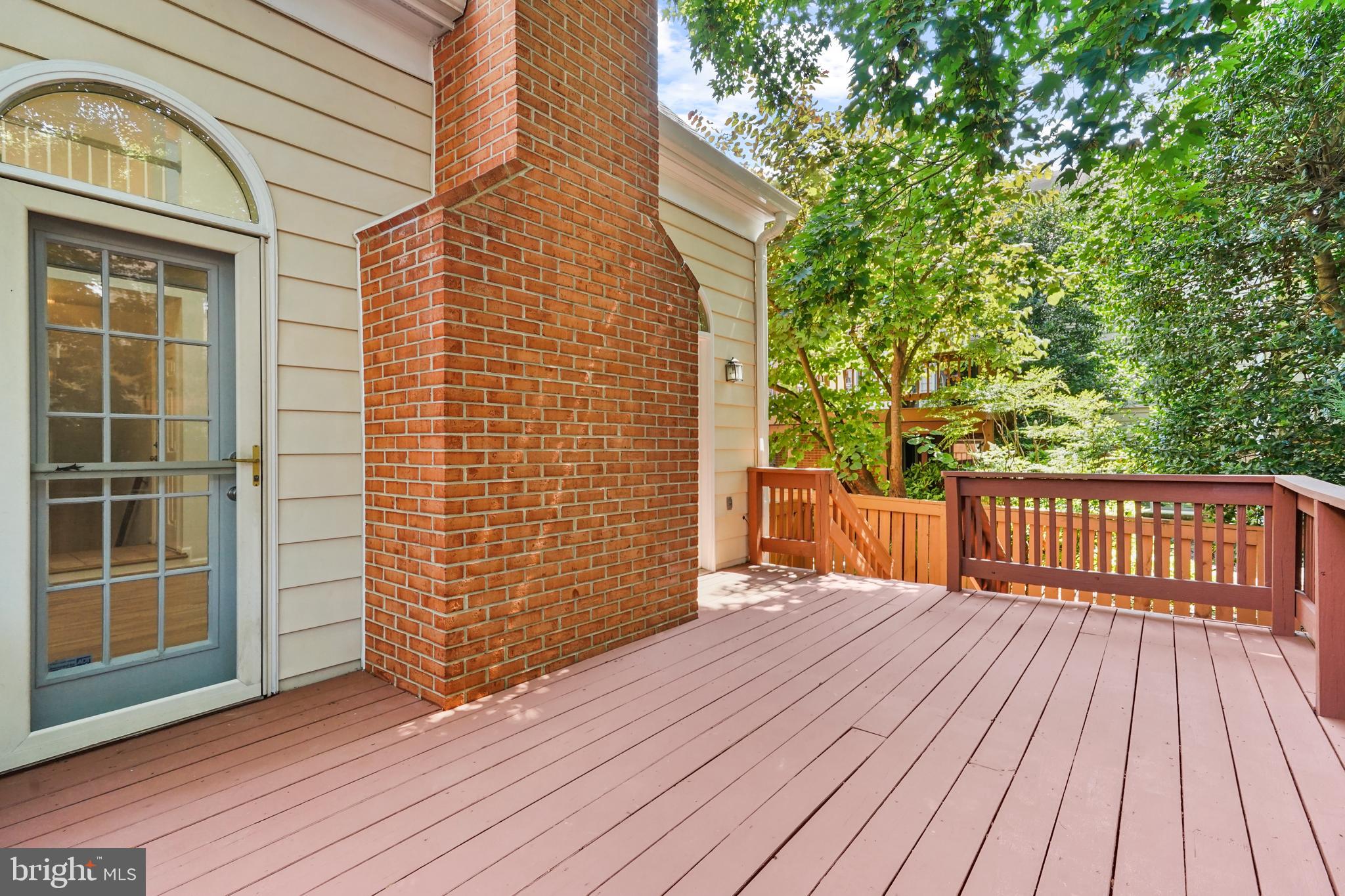 7412 CRESTBERRY LANE