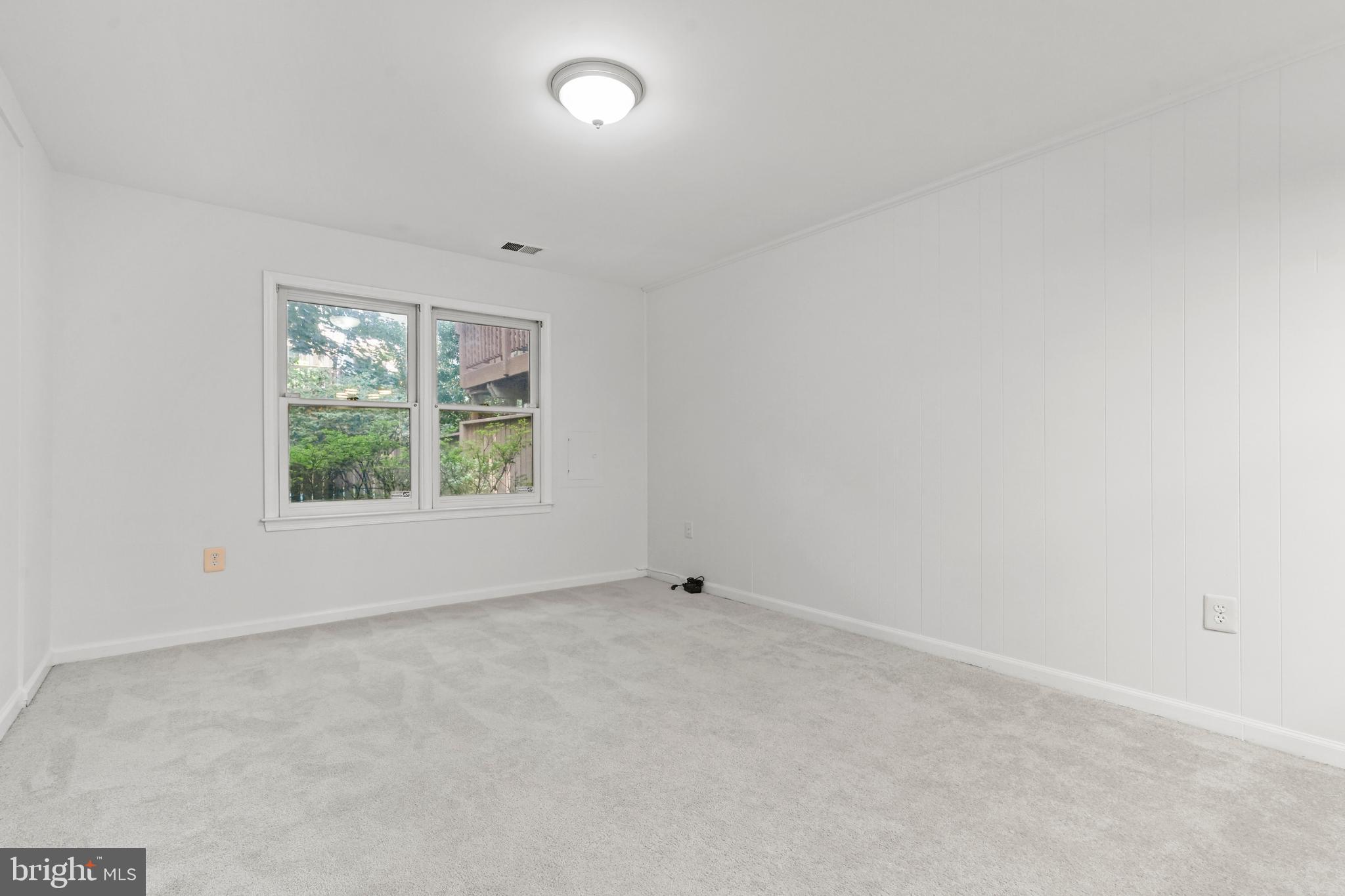 7412 CRESTBERRY LANE