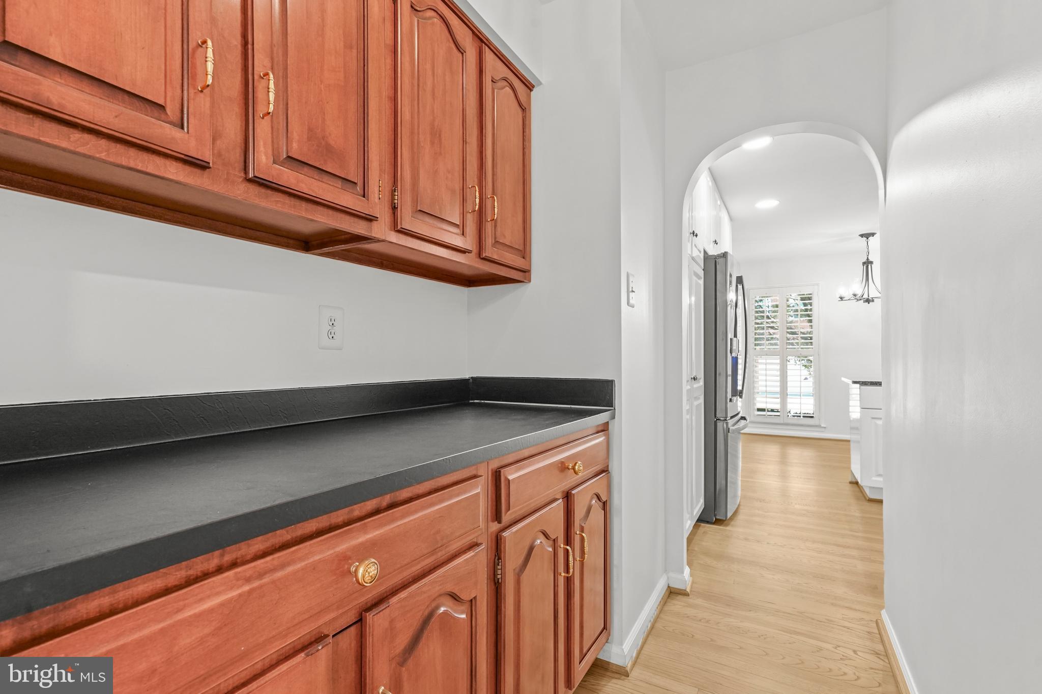 7412 CRESTBERRY LANE