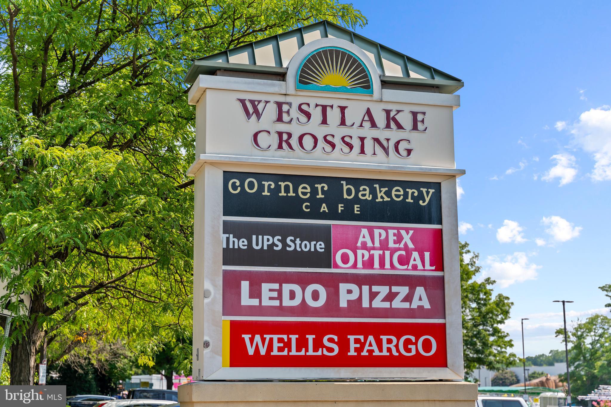 7412 CRESTBERRY LANE