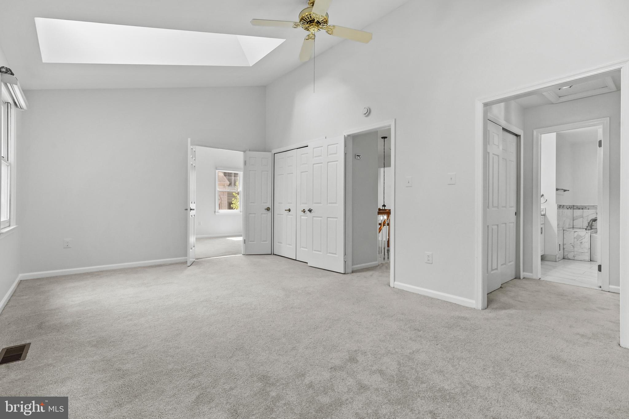 7412 CRESTBERRY LANE