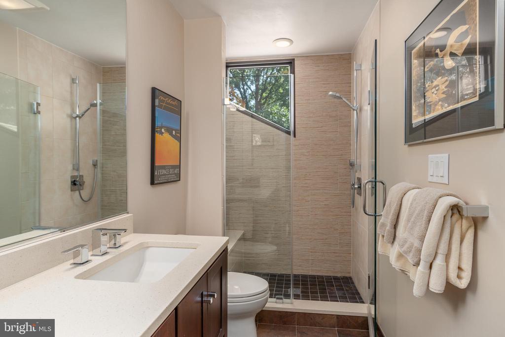9125 VENDOME DRIVE