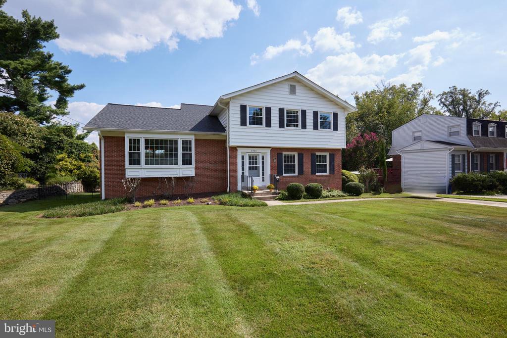 8406 BUCKHANNON DRIVE