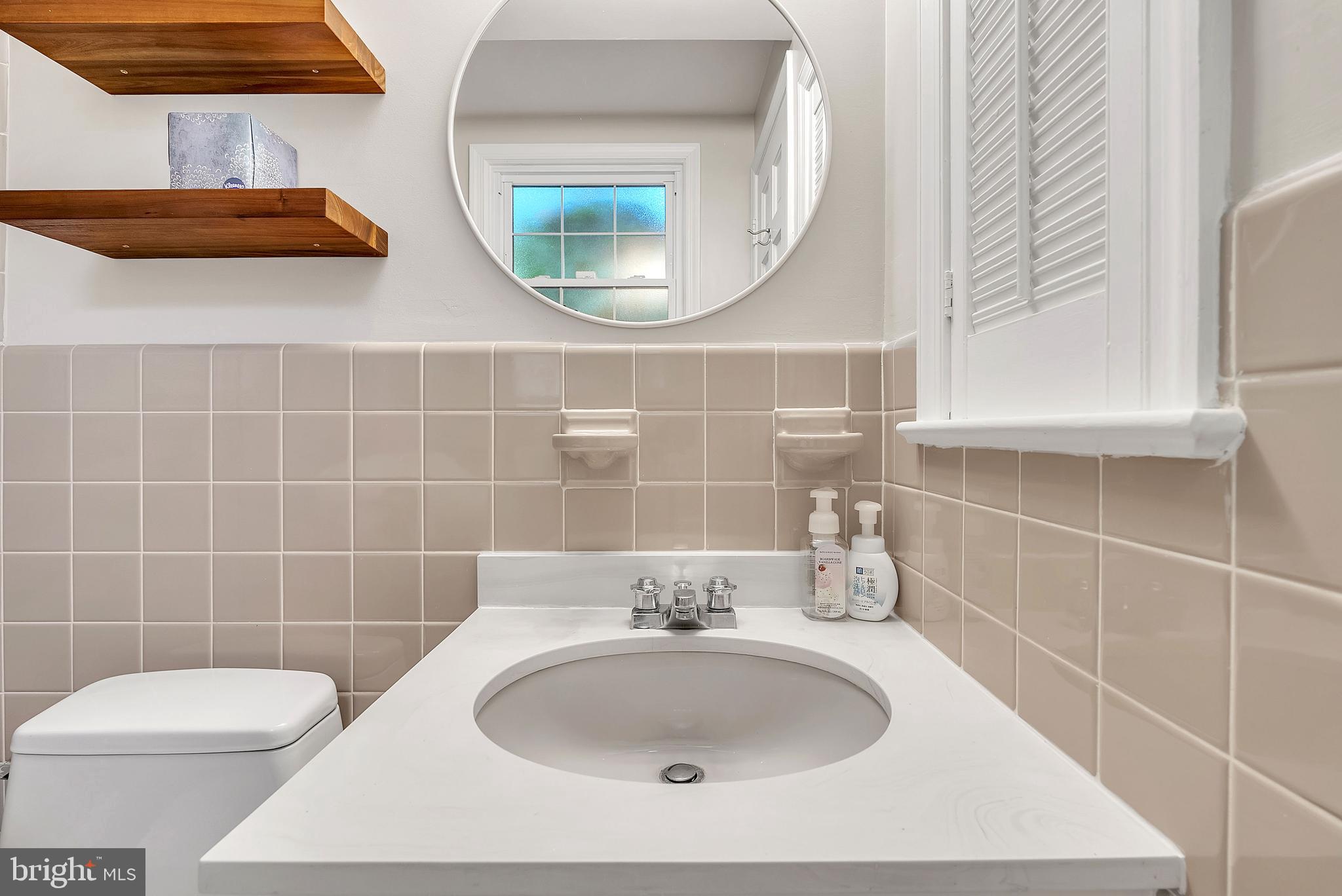 2124 EDGEWATER PARKWAY