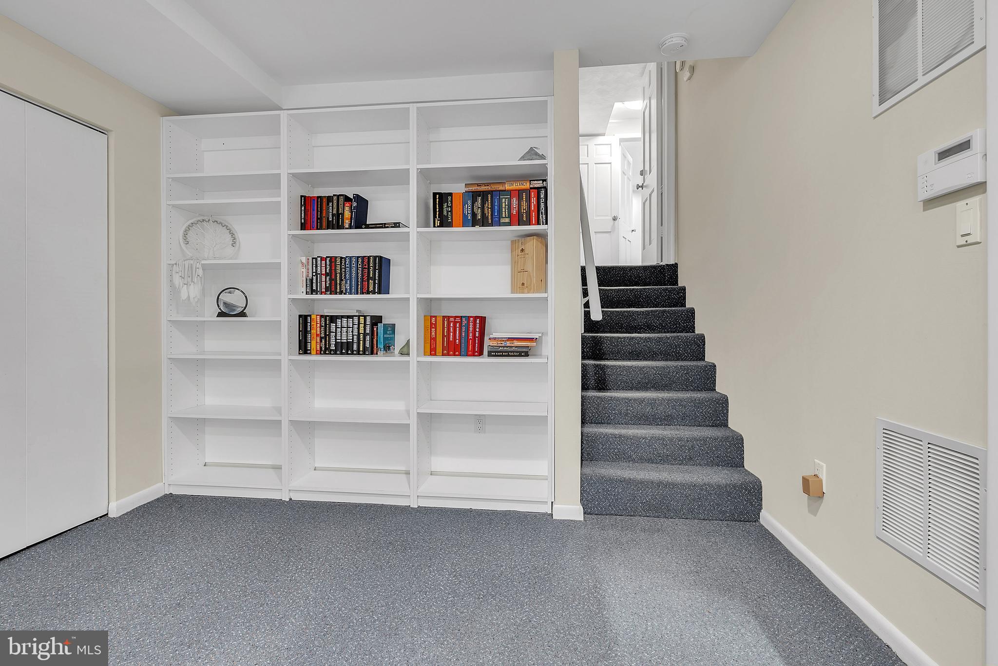 2124 EDGEWATER PARKWAY