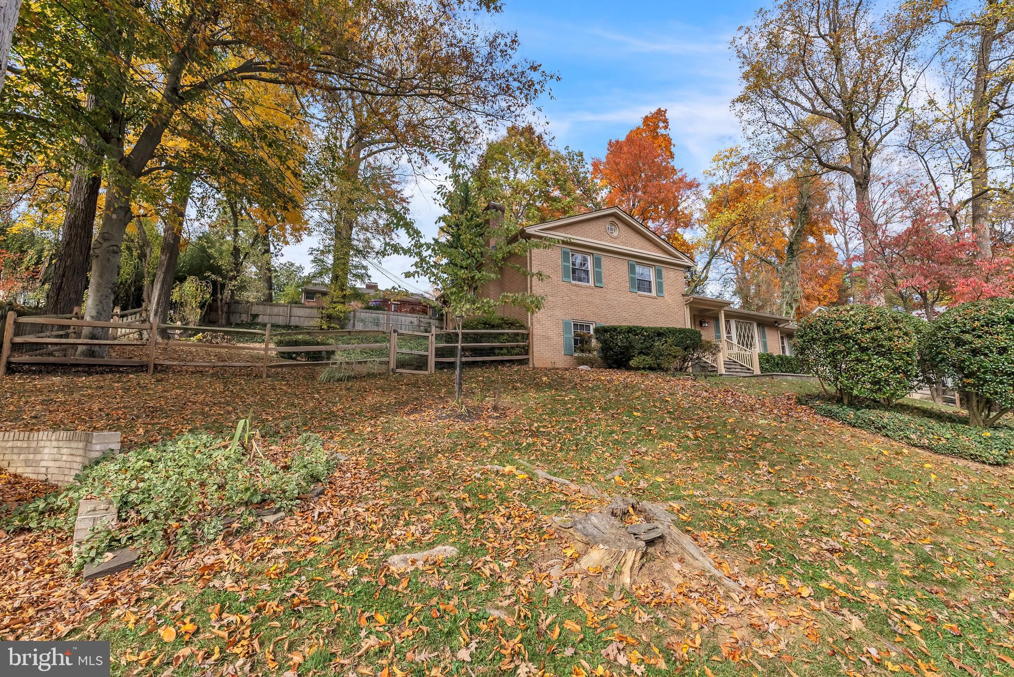 2124 EDGEWATER PARKWAY