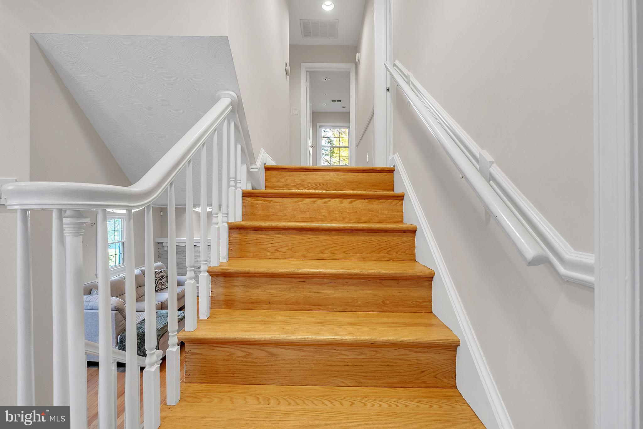 2124 EDGEWATER PARKWAY