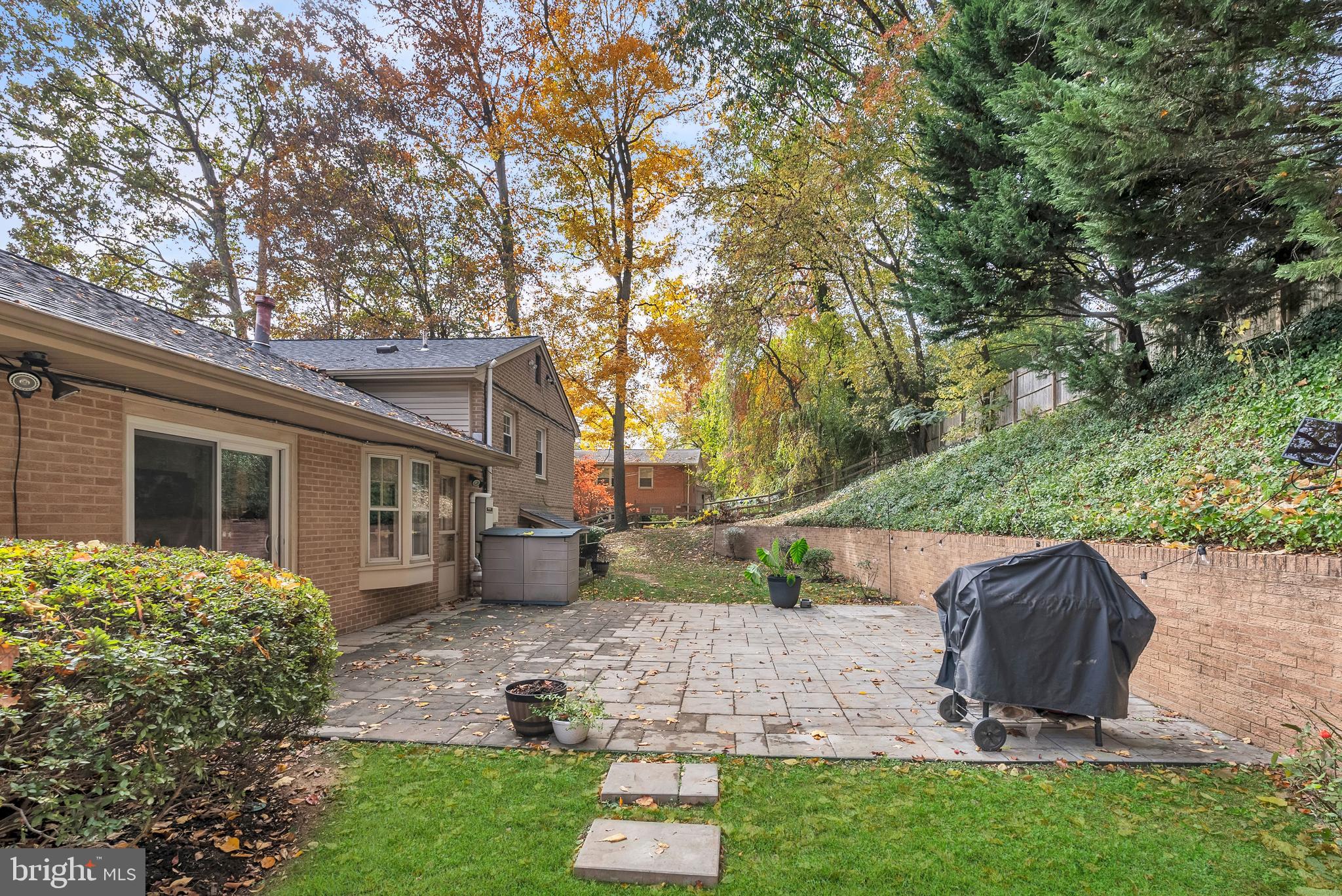 2124 EDGEWATER PARKWAY