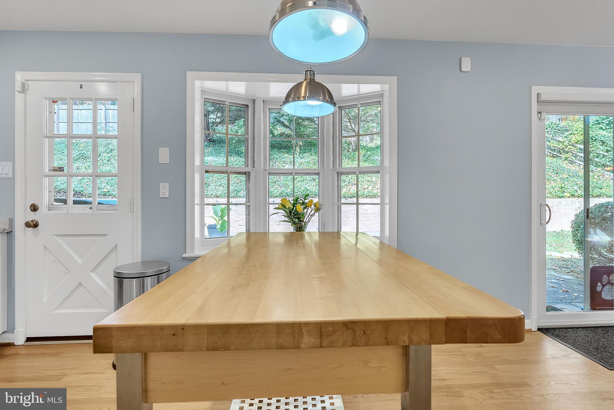 2124 EDGEWATER PARKWAY