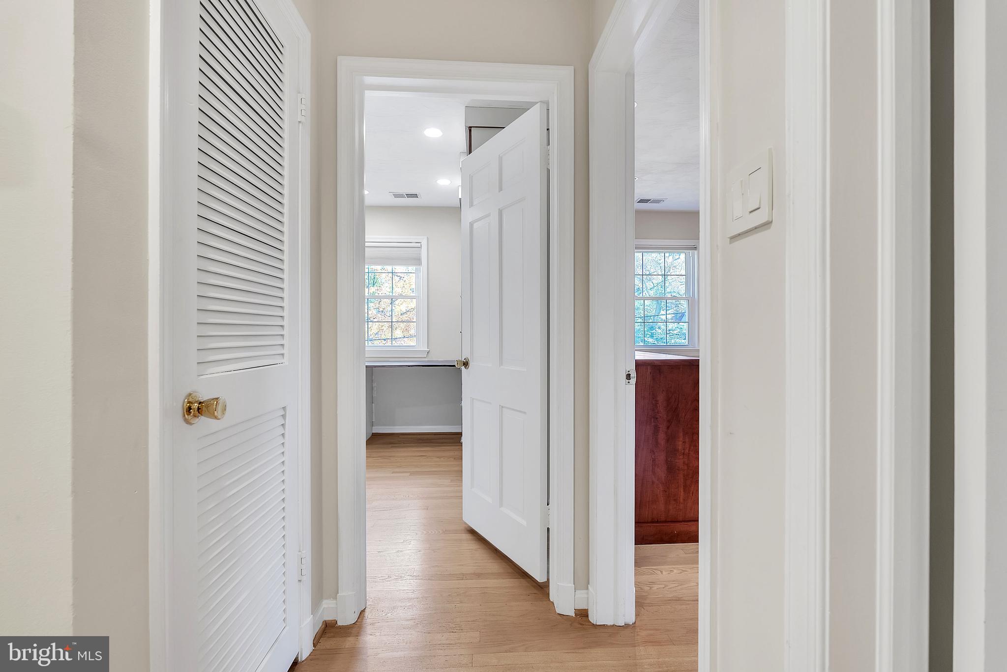 2124 EDGEWATER PARKWAY