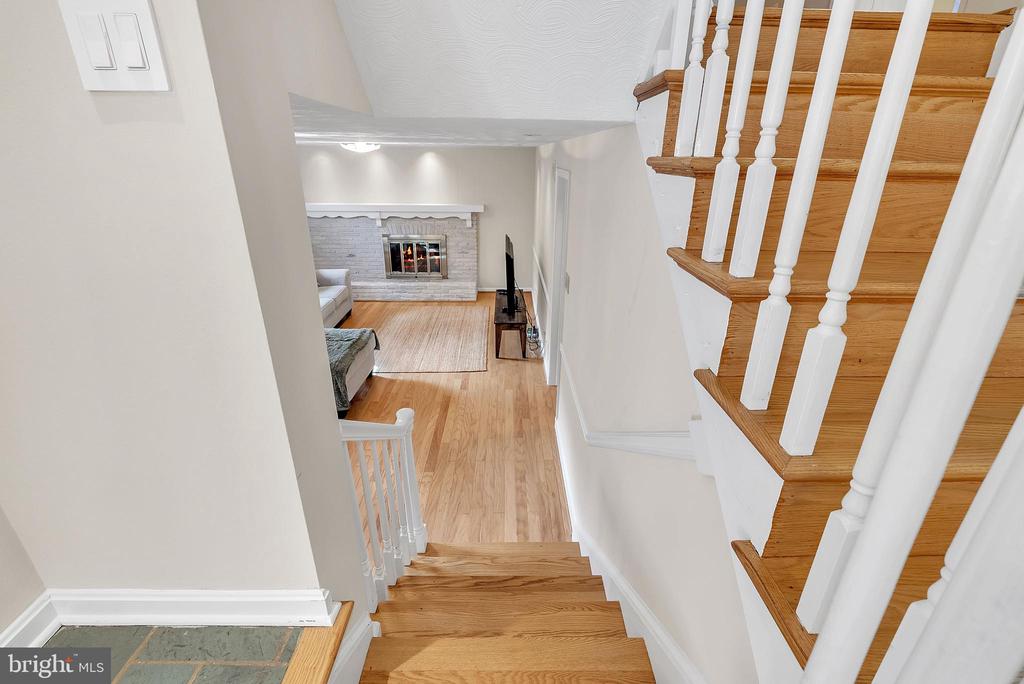 2124 EDGEWATER PARKWAY