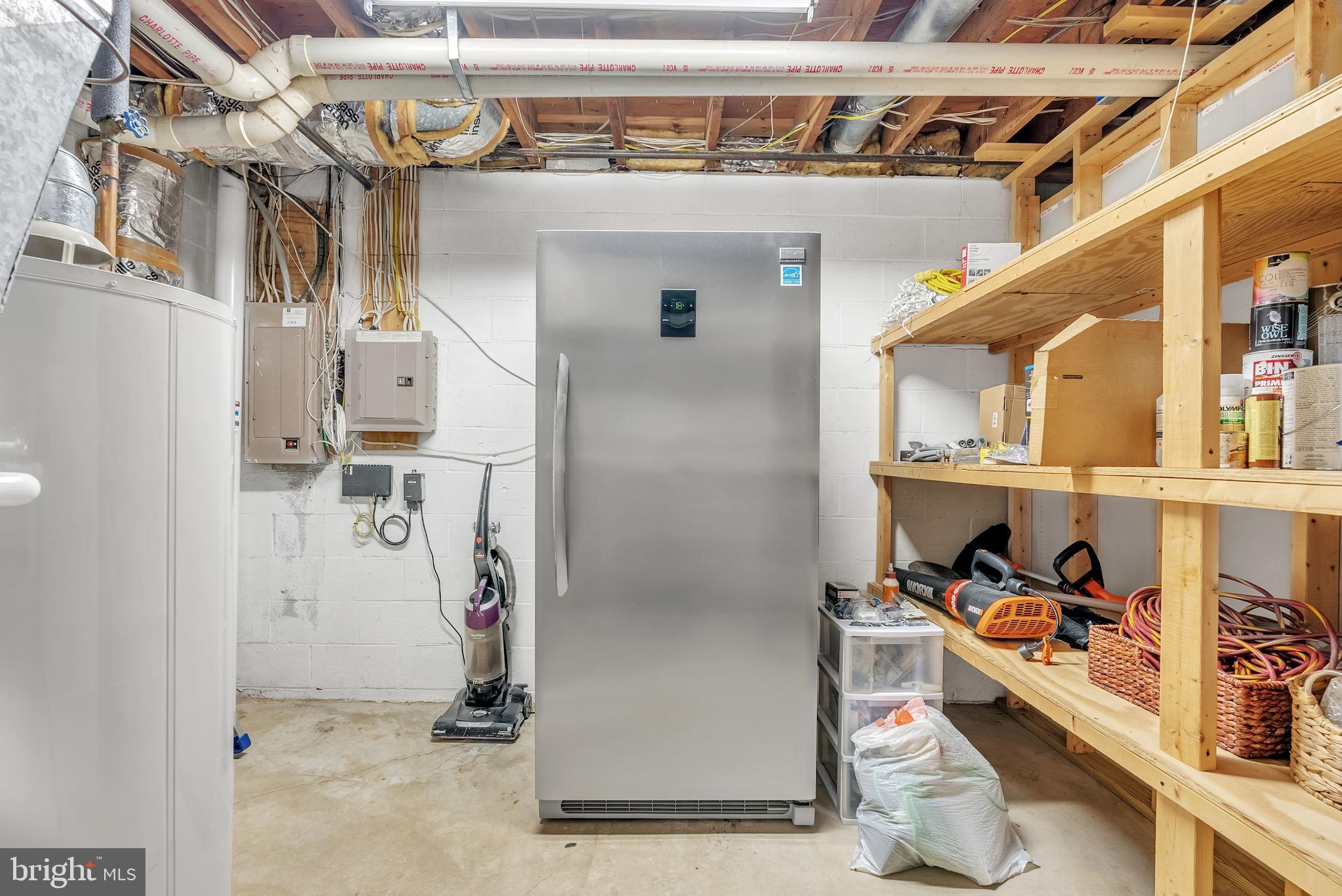 2124 EDGEWATER PARKWAY