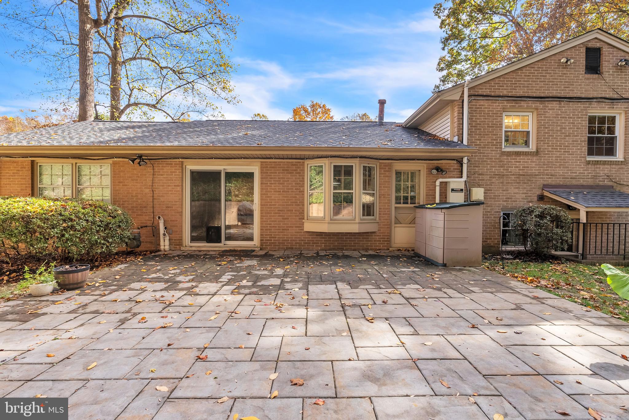 2124 EDGEWATER PARKWAY