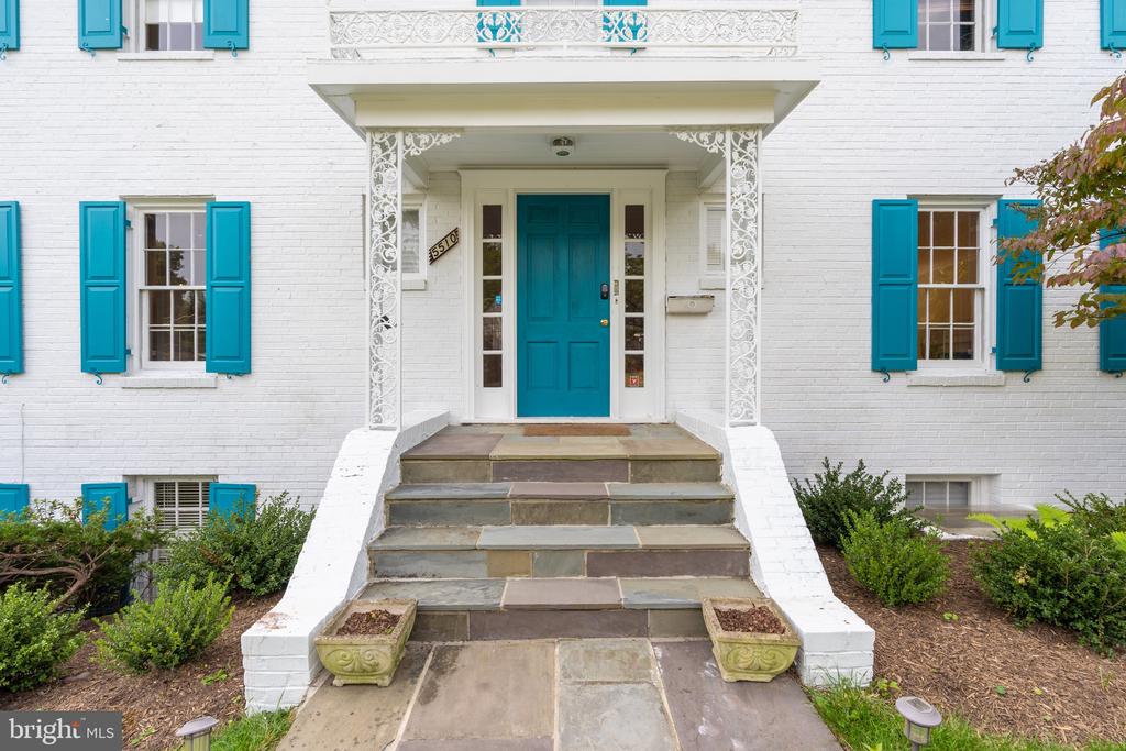 5510 PEMBROKE ROAD