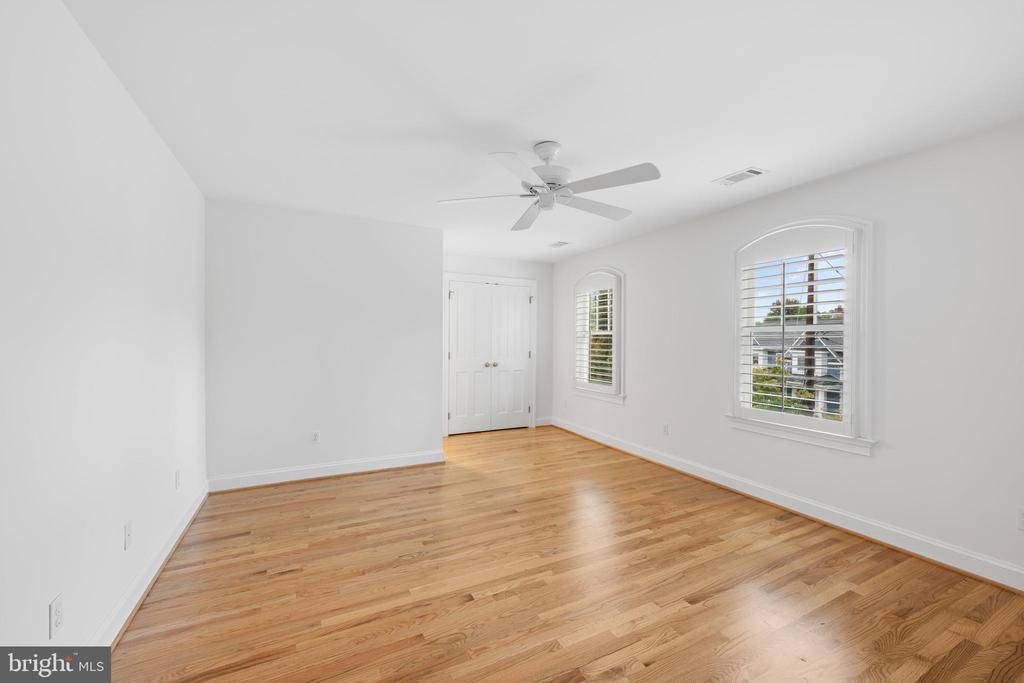 7102 EXETER ROAD