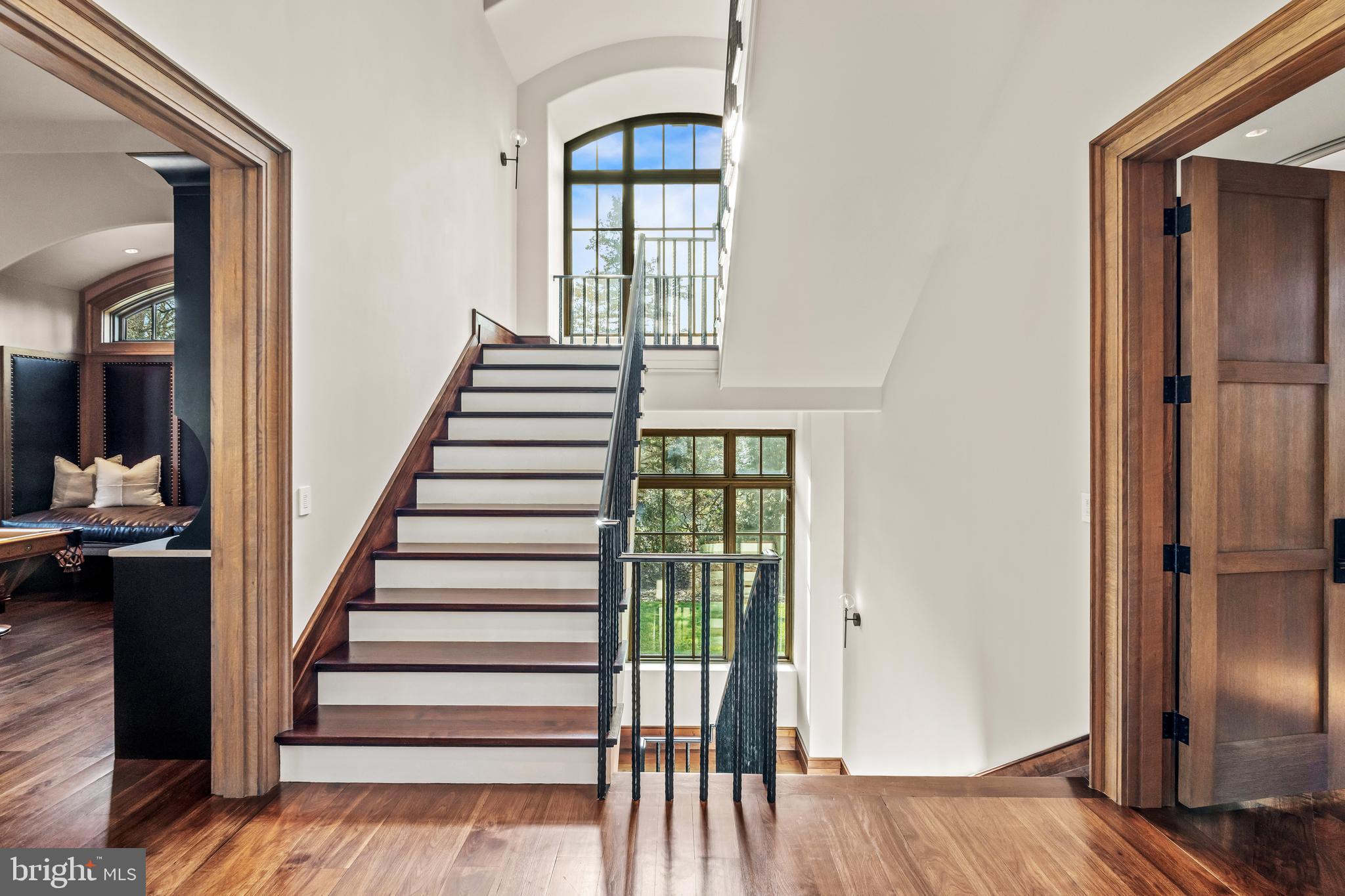 9005 CONGRESSIONAL COURT