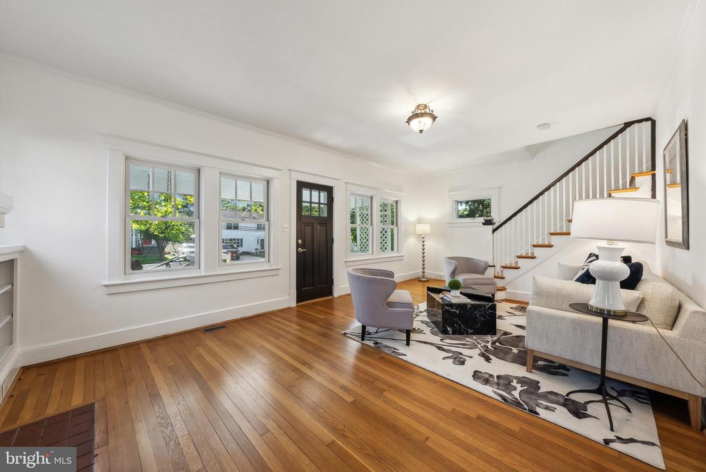 612 ELM AVENUE