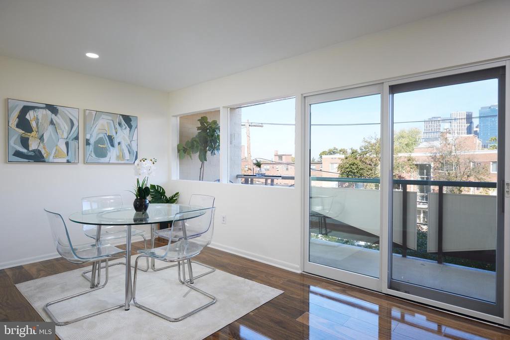 4720 CHEVY CHASE DRIVE 306