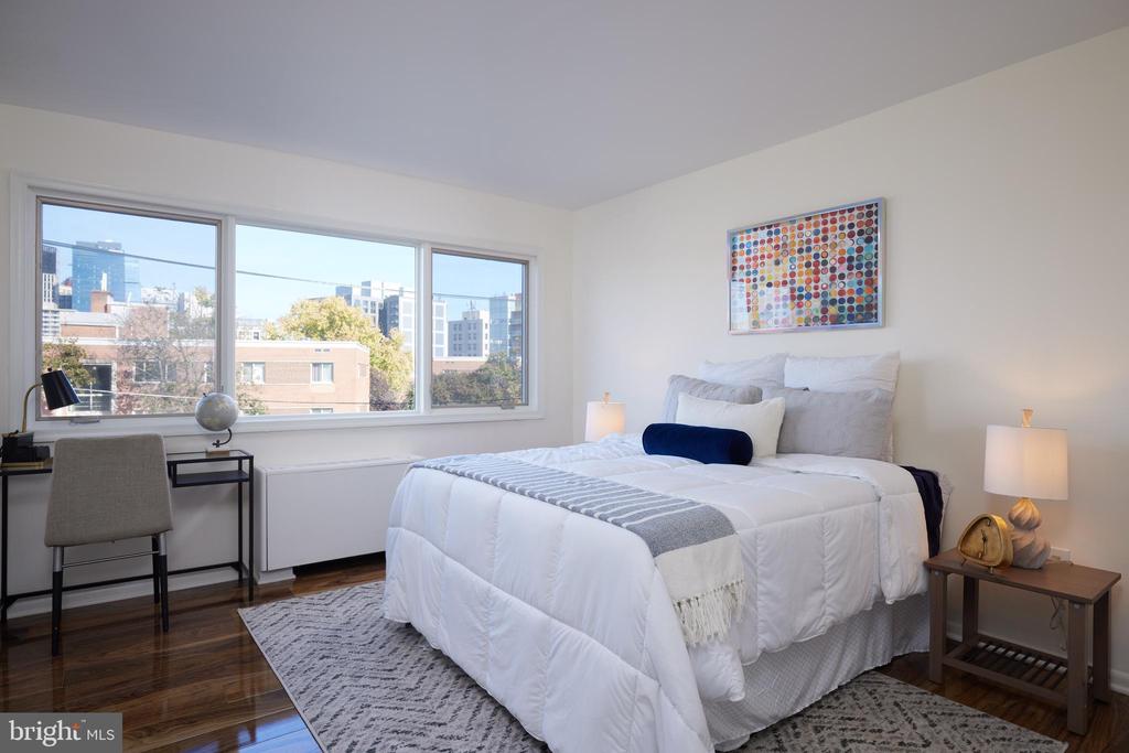 4720 CHEVY CHASE DRIVE 306