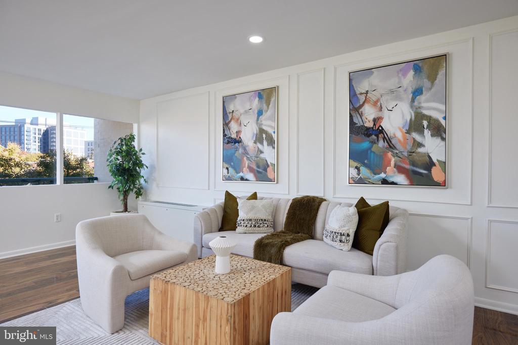 4720 CHEVY CHASE DRIVE 306