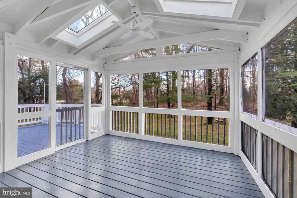 8616 CHATEAU DRIVE