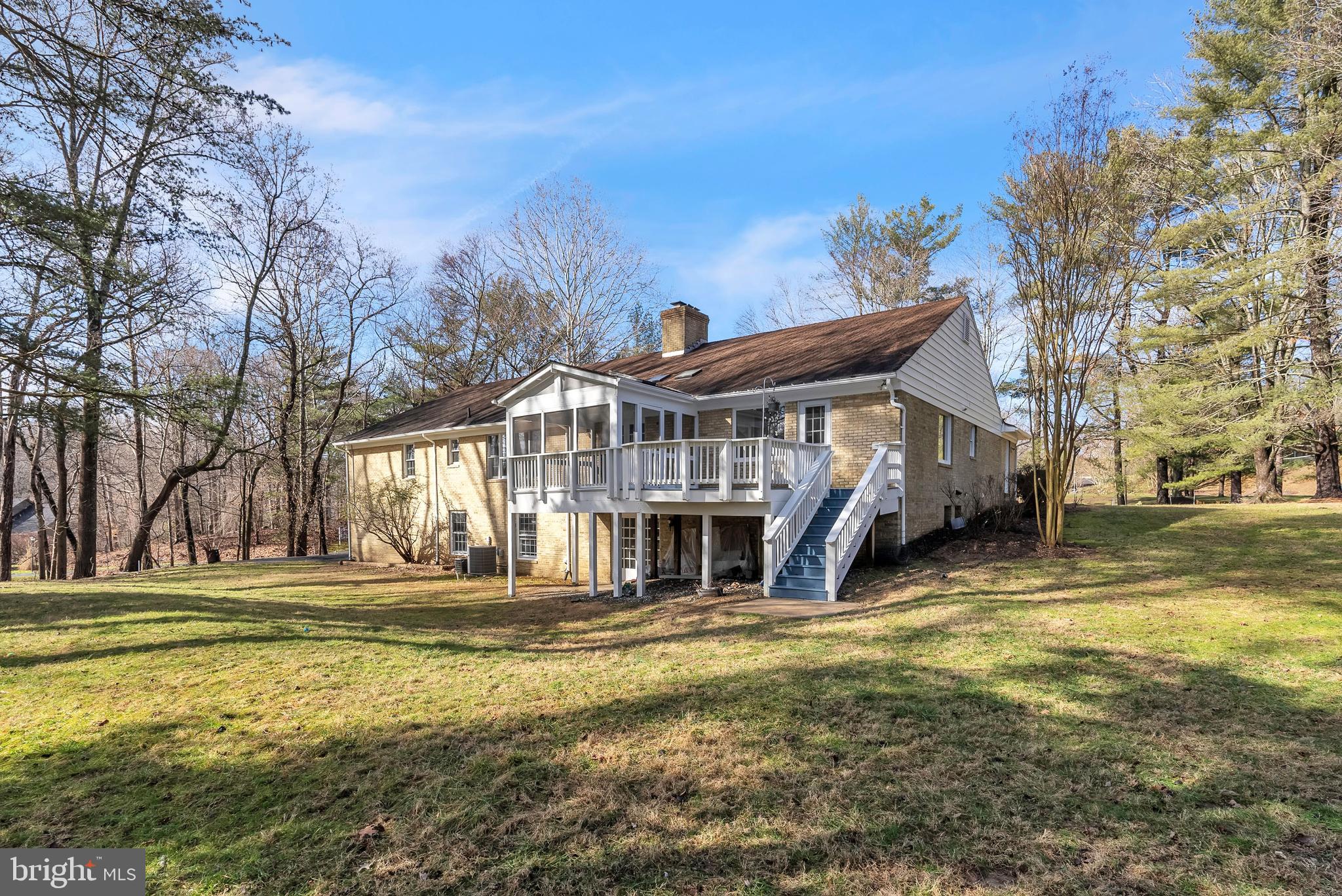 8616 CHATEAU DRIVE