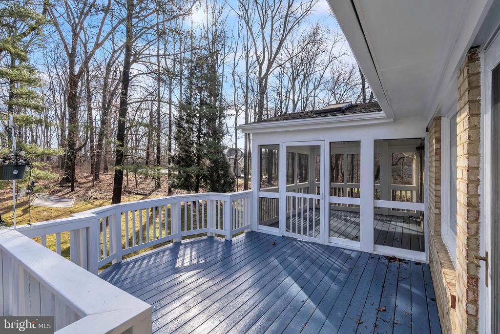 8616 CHATEAU DRIVE