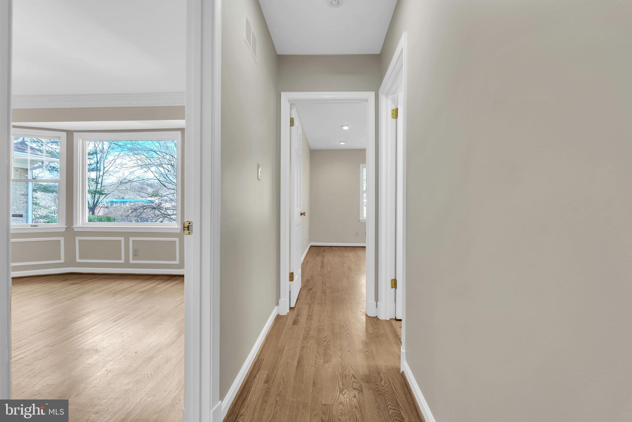 8616 CHATEAU DRIVE