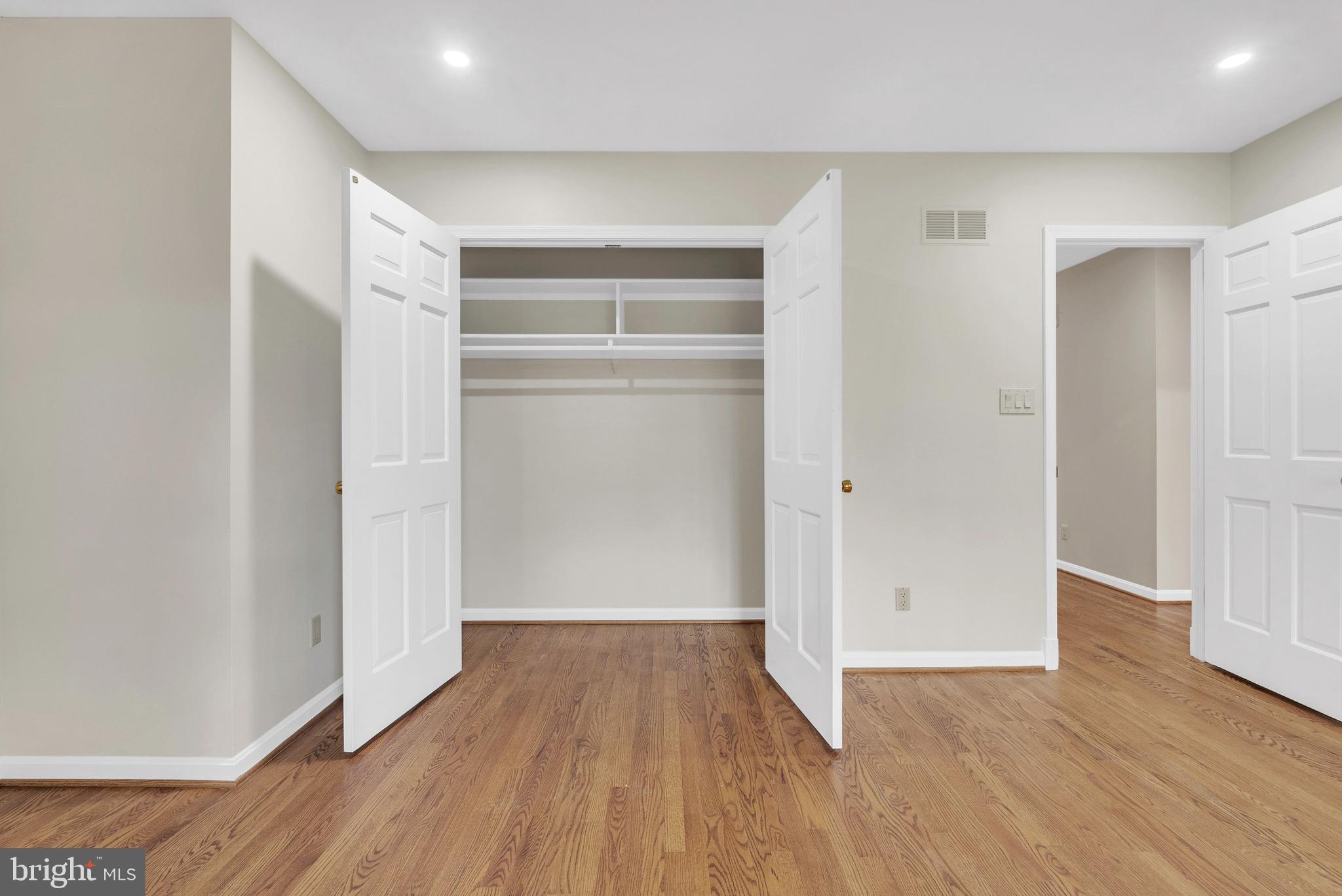 8616 CHATEAU DRIVE
