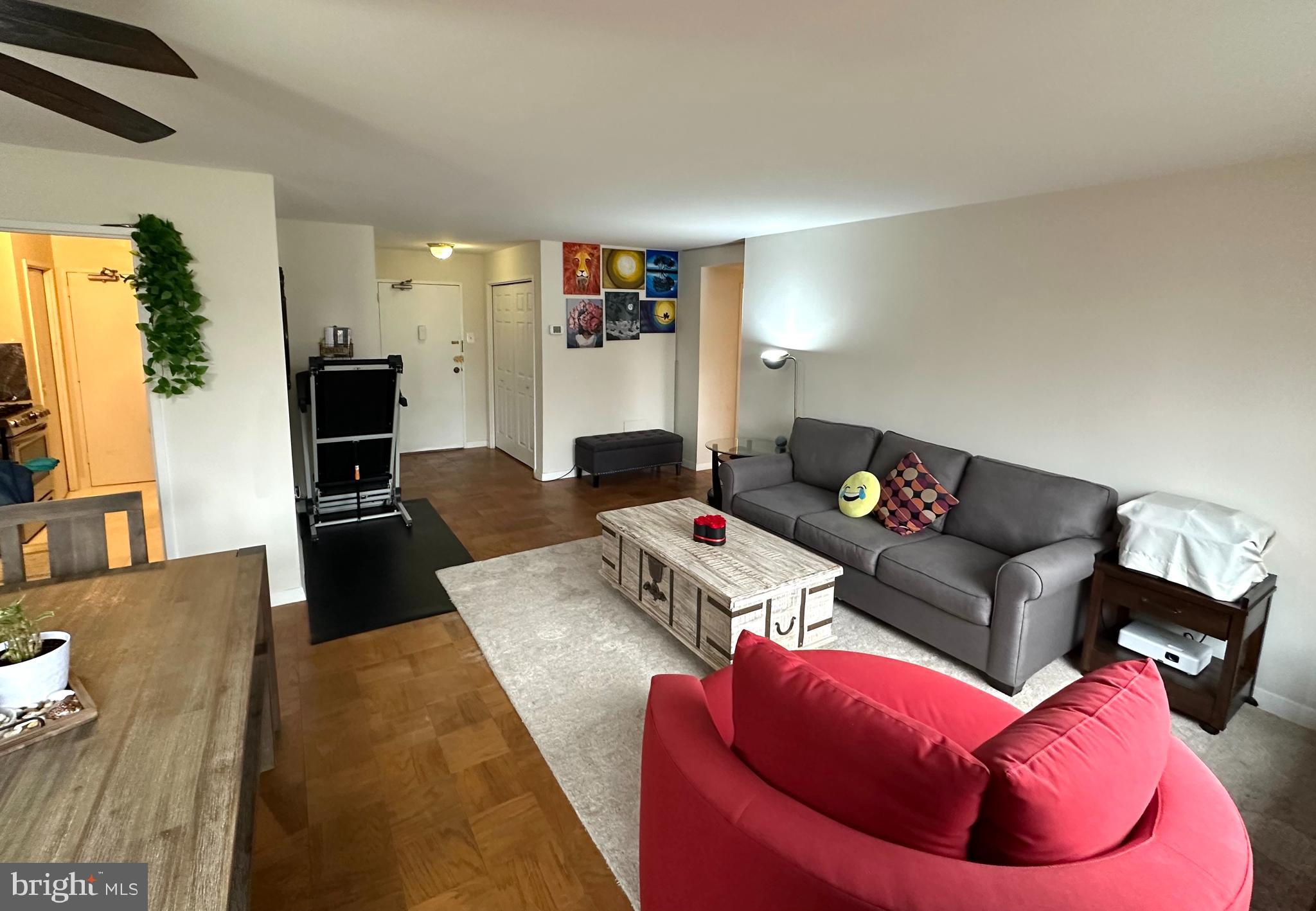 1900 LYTTONSVILLE ROAD 717