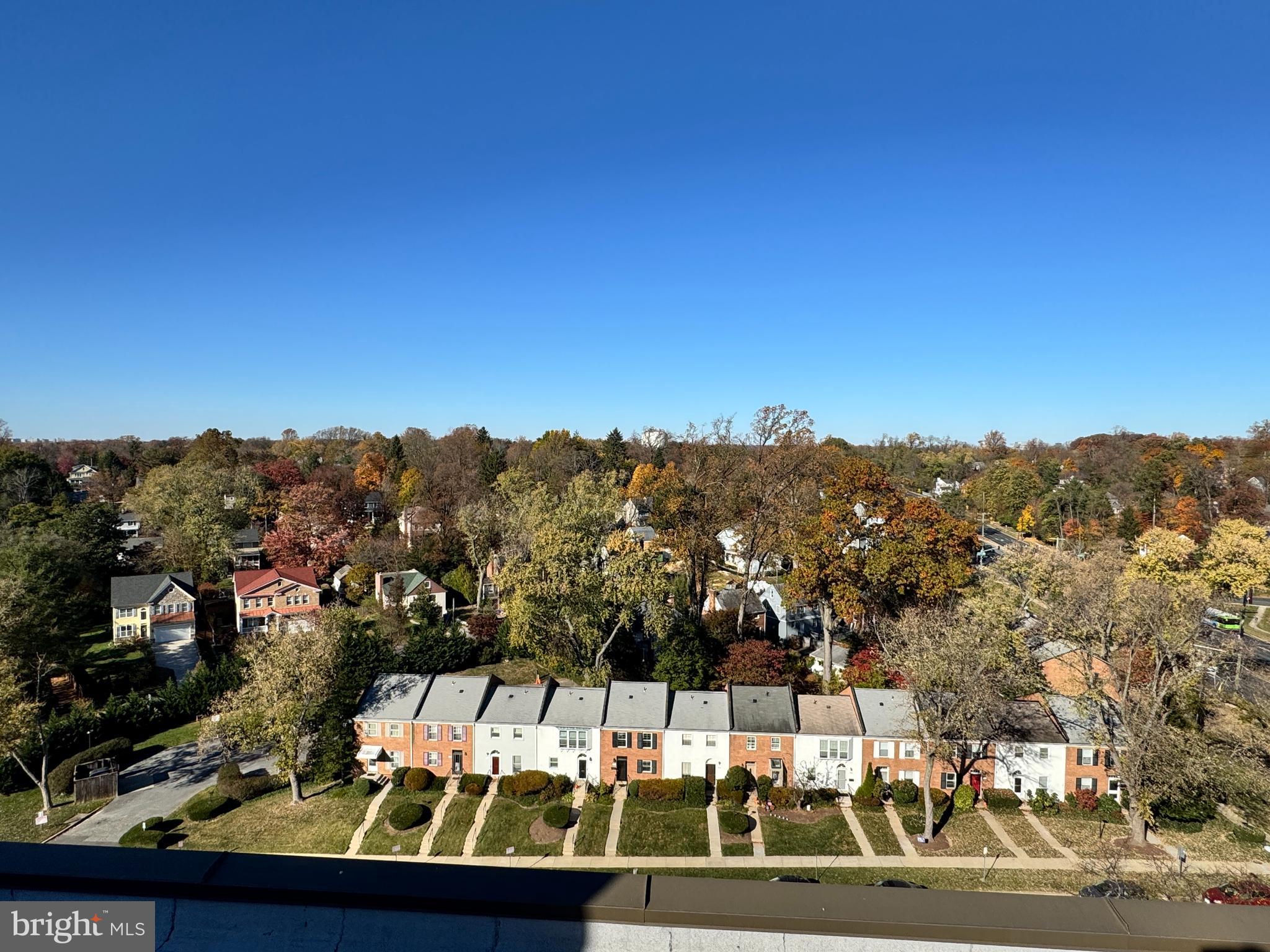 1900 LYTTONSVILLE ROAD 717