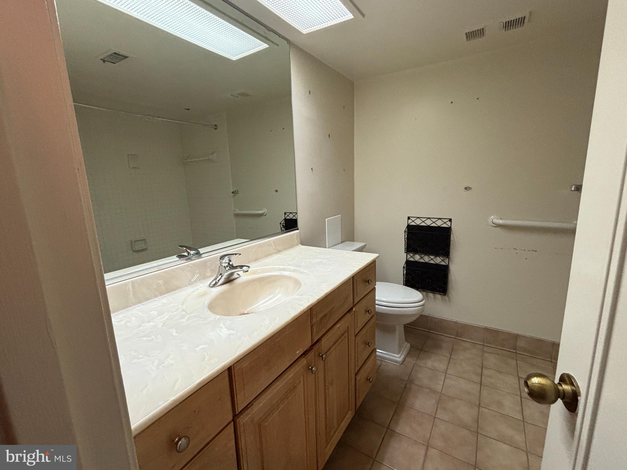 4550 N PARK AVENUE 707