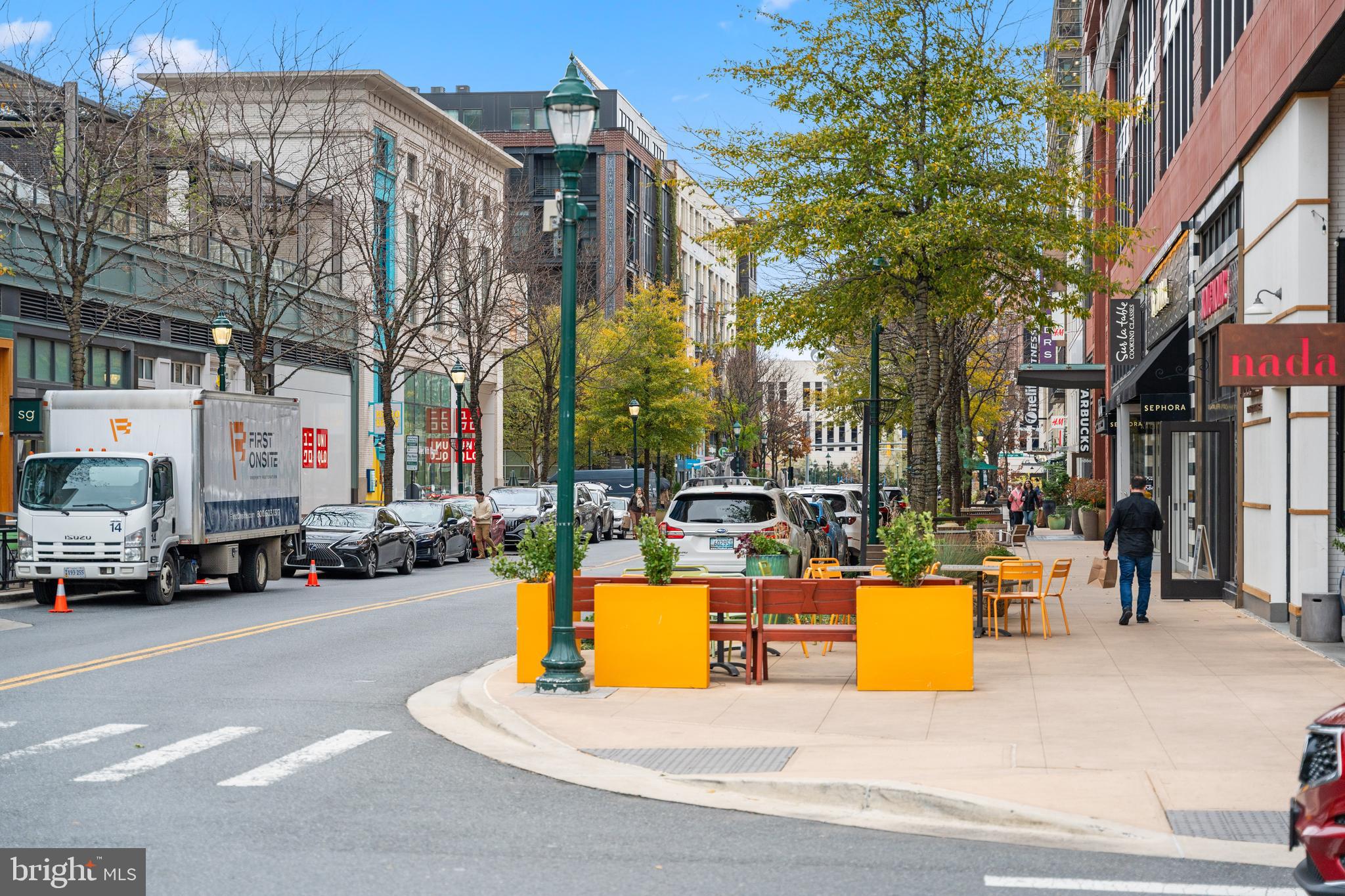 6426 NEEDLE LEAF DRIVE