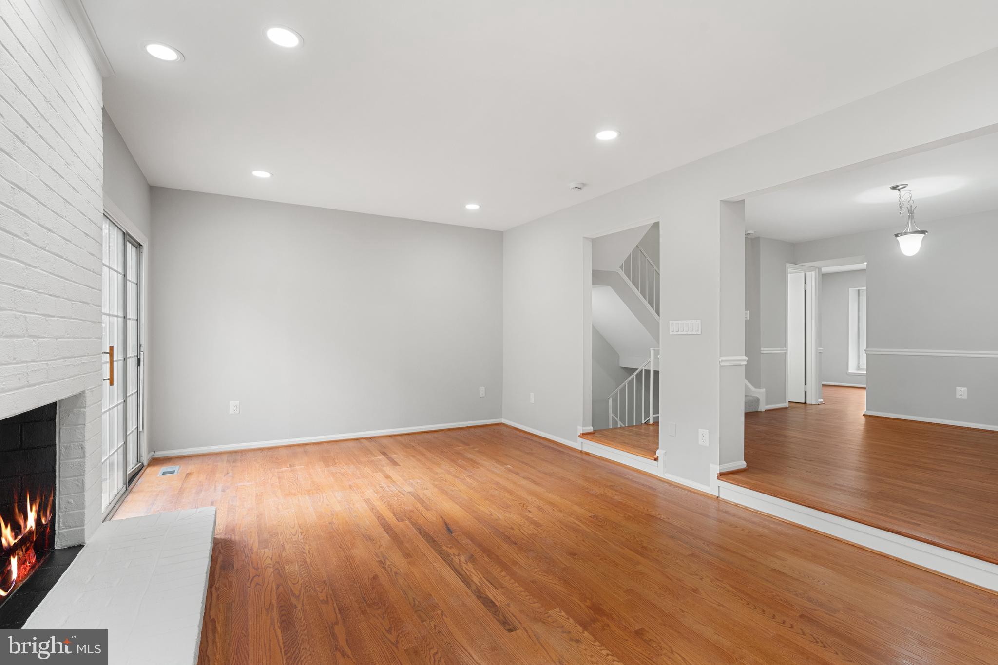 6426 NEEDLE LEAF DRIVE