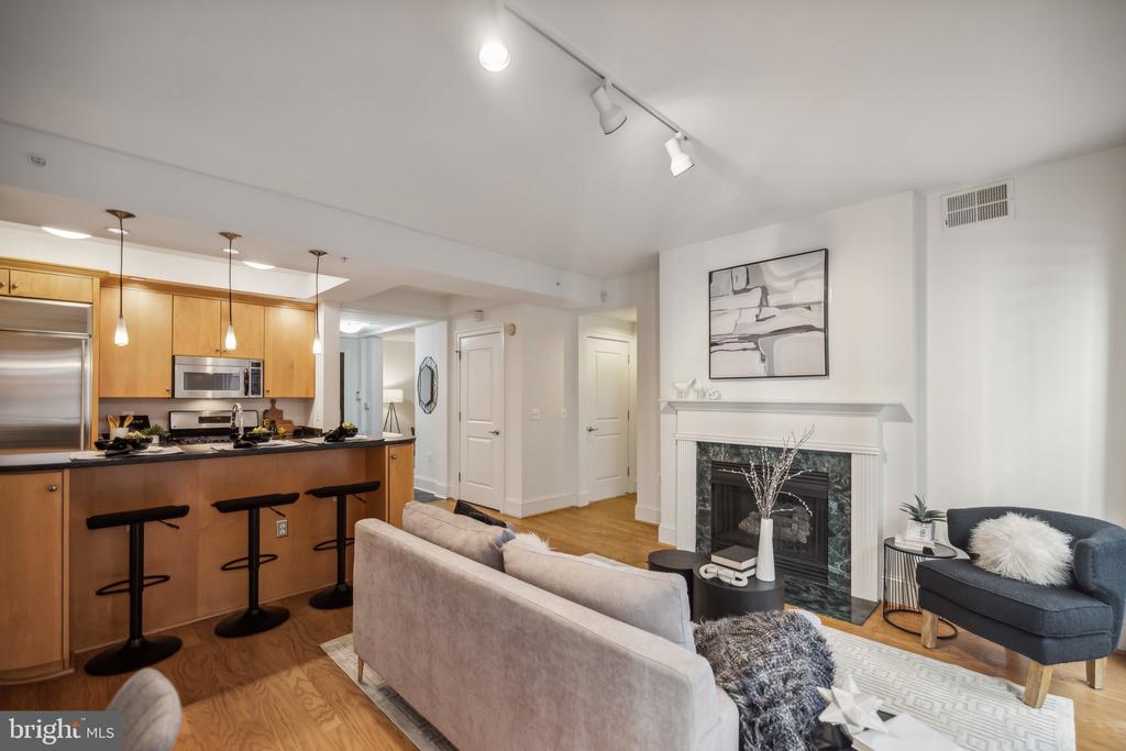 4821 MONTGOMERY LANE 404