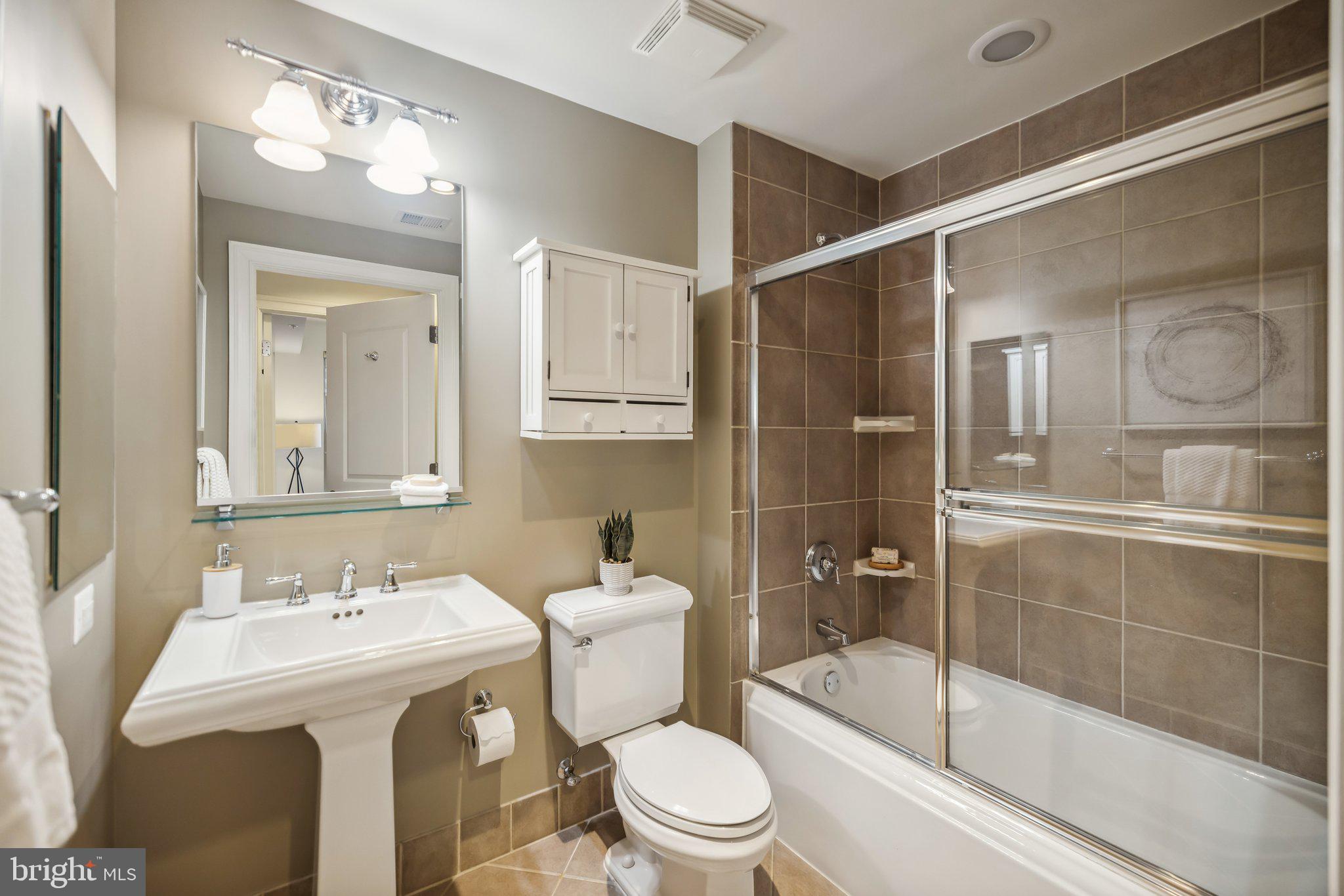 4821 MONTGOMERY LANE 404