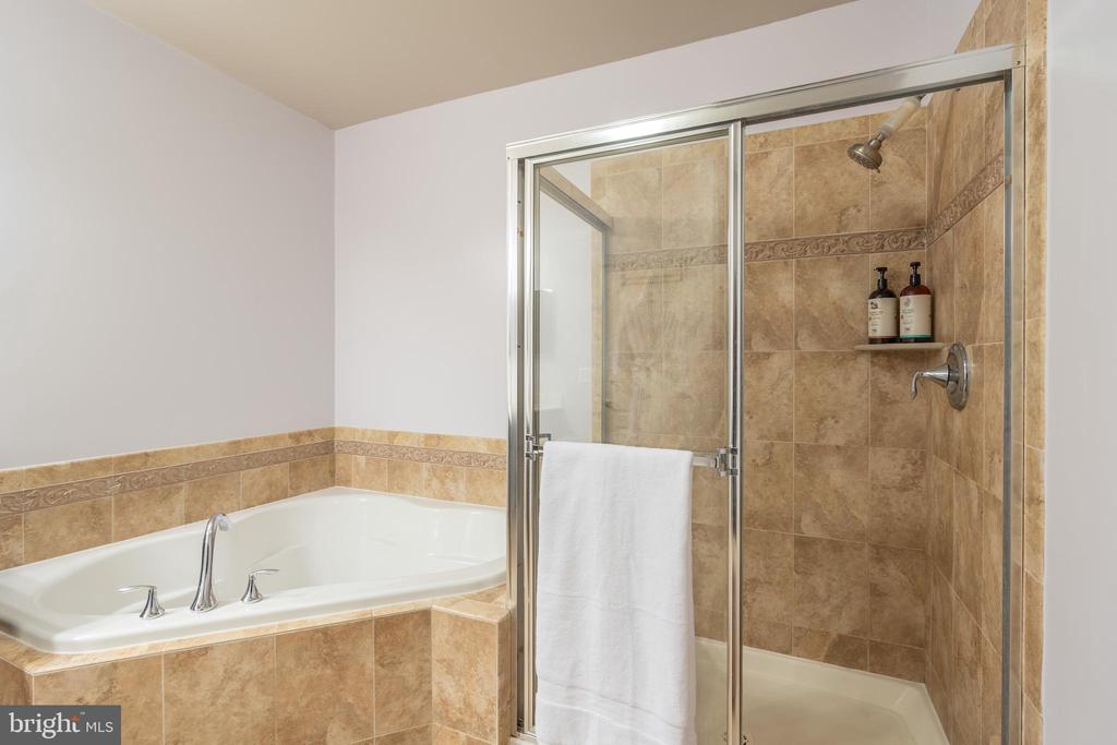 22936 NEWCUT ROAD 2282