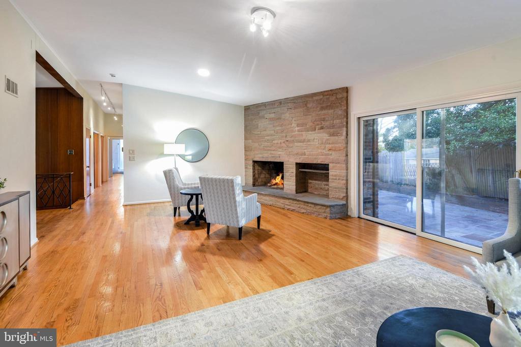 5914 ONONDAGA ROAD
