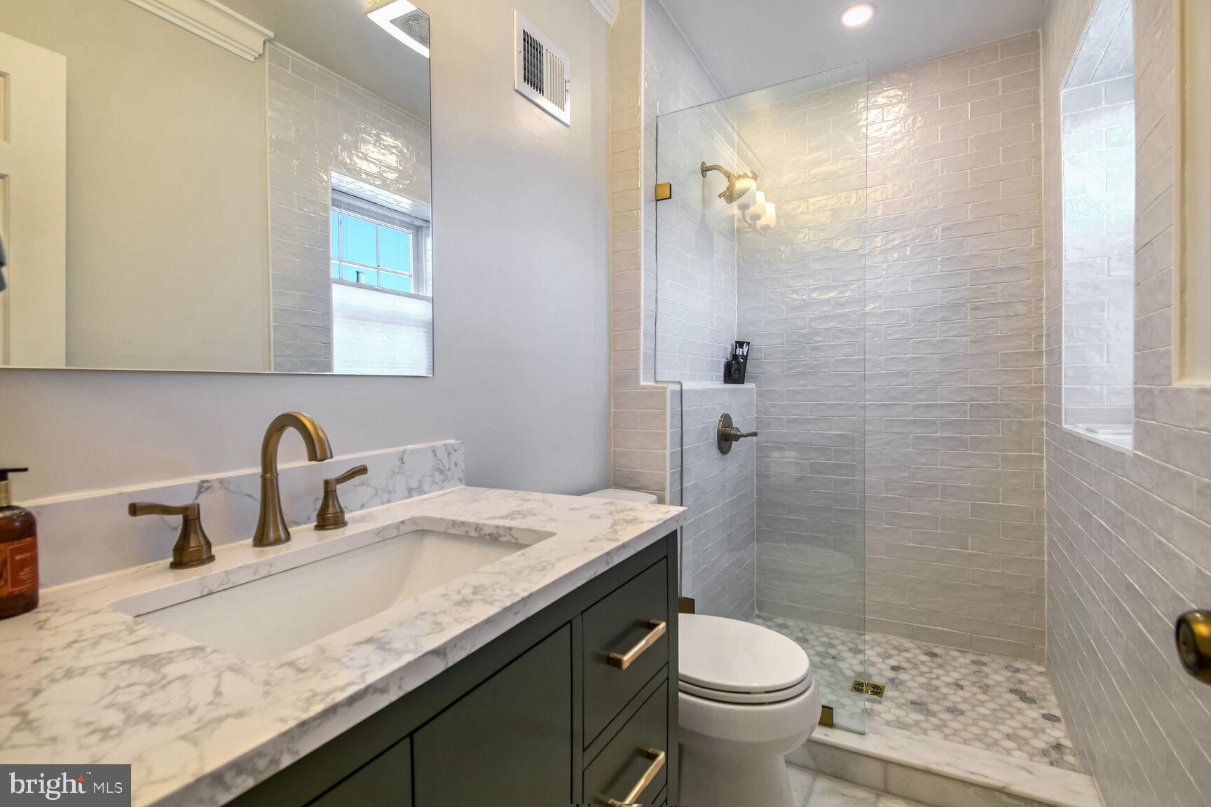 5048 BRADLEY BOULEVARD 5