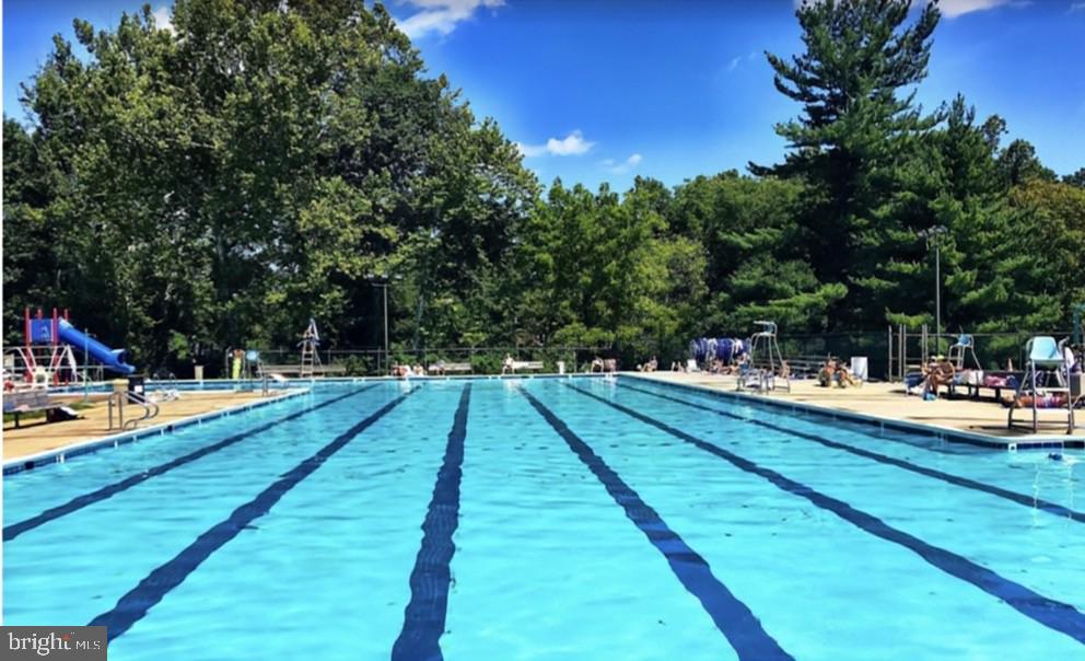 5048 BRADLEY BOULEVARD 5