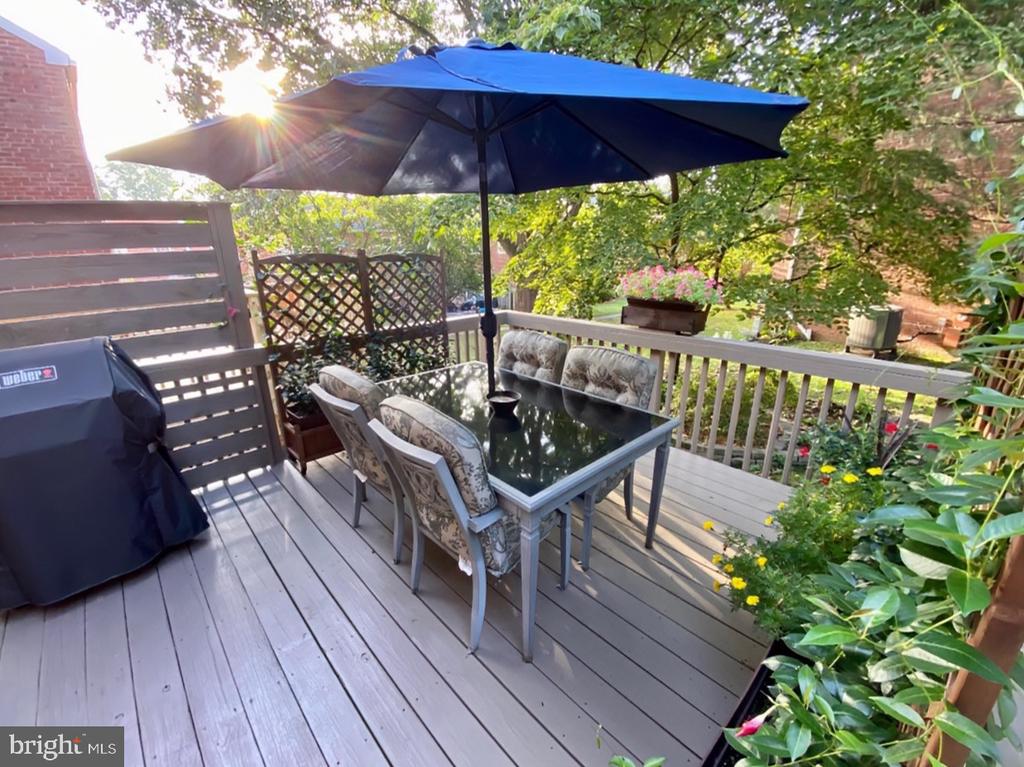 5048 BRADLEY BOULEVARD 5