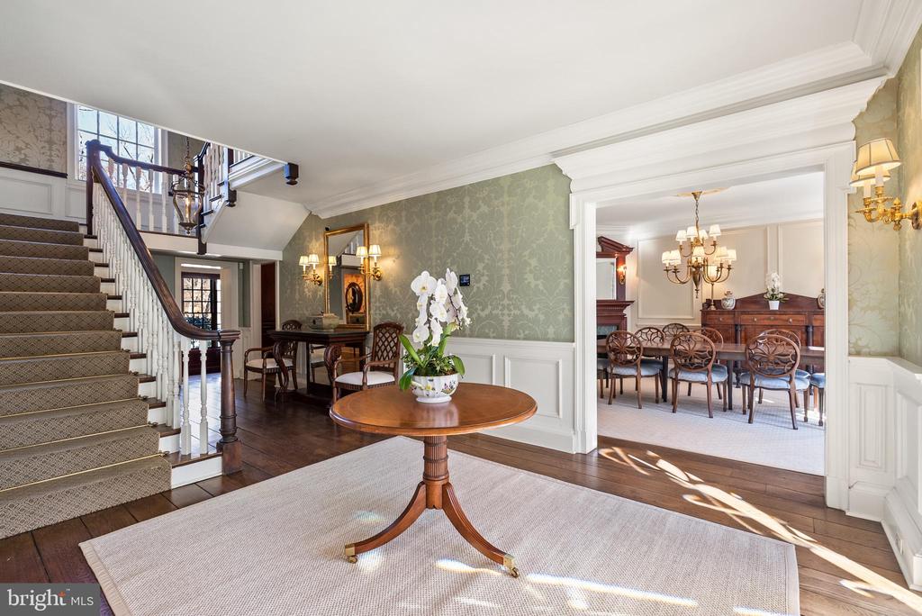 11804 PINEY GLEN LANE