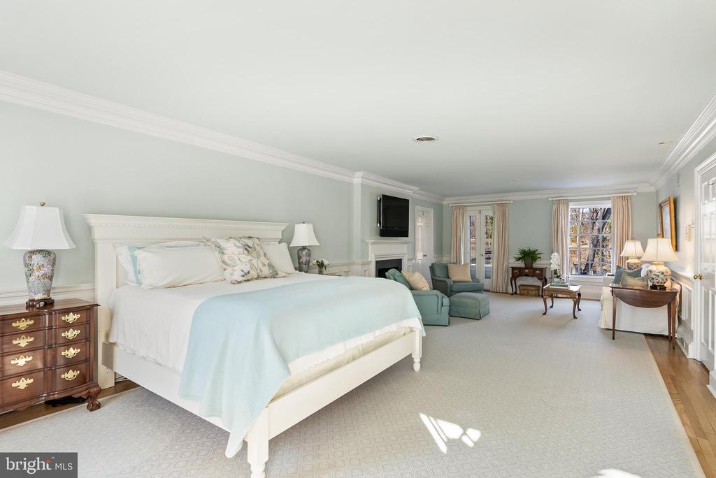 11804 PINEY GLEN LANE